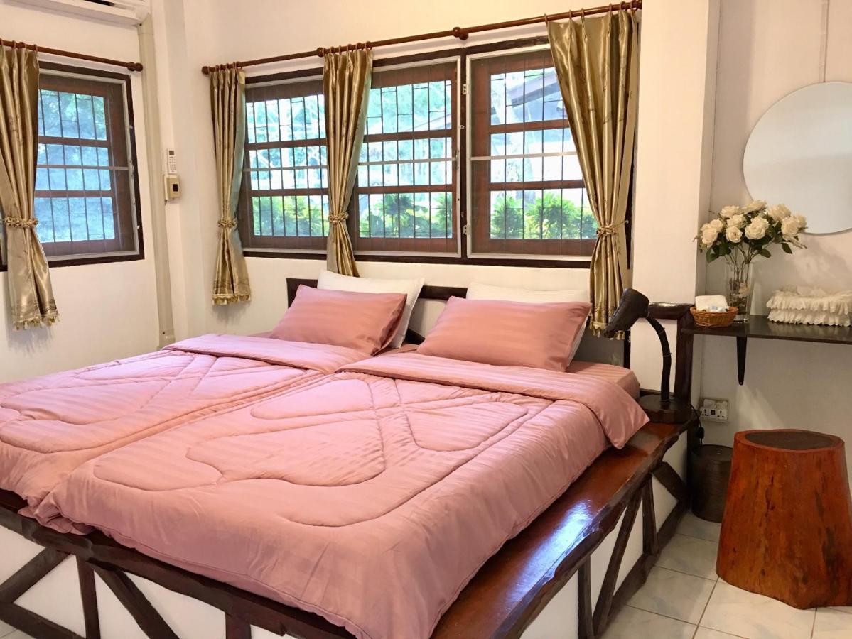 Nan Waterside Hong Bon Nern Bed & Breakfast Exterior photo